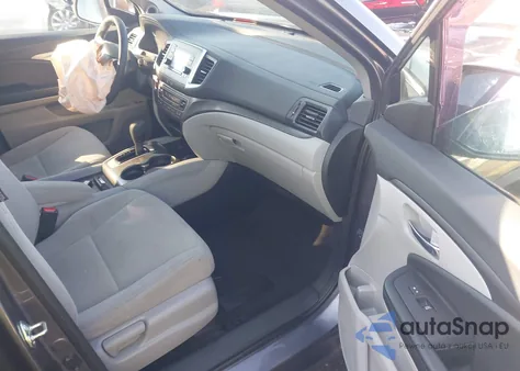 2016 Honda Pilot Lx z USA, uszkodzony, nr VIN 5FNYF6H13GB107749